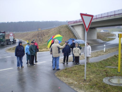 B303